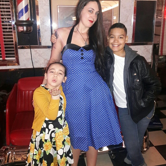 DressyStar 1950s Inspired Halter - Picture 5 of 5