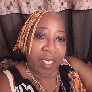 Meet your Posher, Joyce