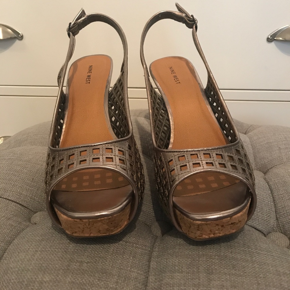 Nine West Pewter wedges