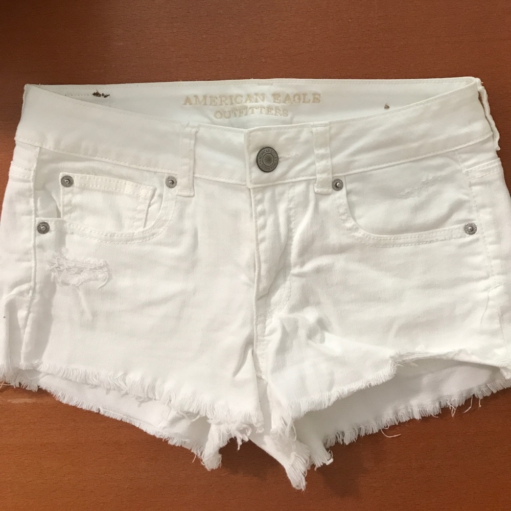 American Eagle White denim shorts