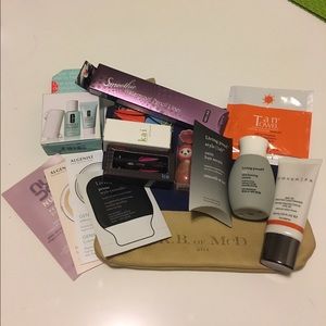 Assorted beauty samples