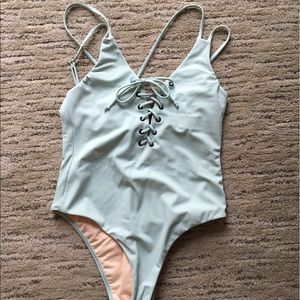 NEVER WORN PacSun one piece swimsuit