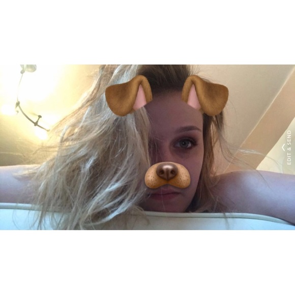 Meet your Posher, Taylor - Picture 1 of 1