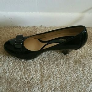 Naturalizer N5 comfort shoe. Black. Size 8M USA.