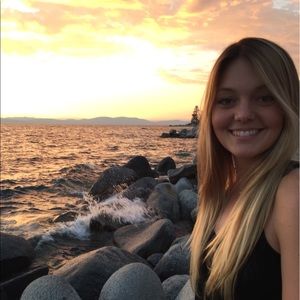 Meet your Posher, Madeline