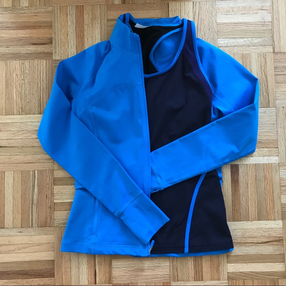 GapFit Racerback Shelf Tank - Picture 7 of 7
