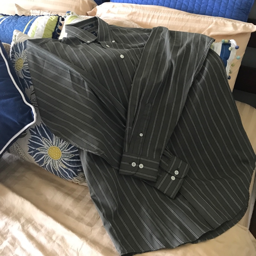 Men's semi casual button down long sleeve