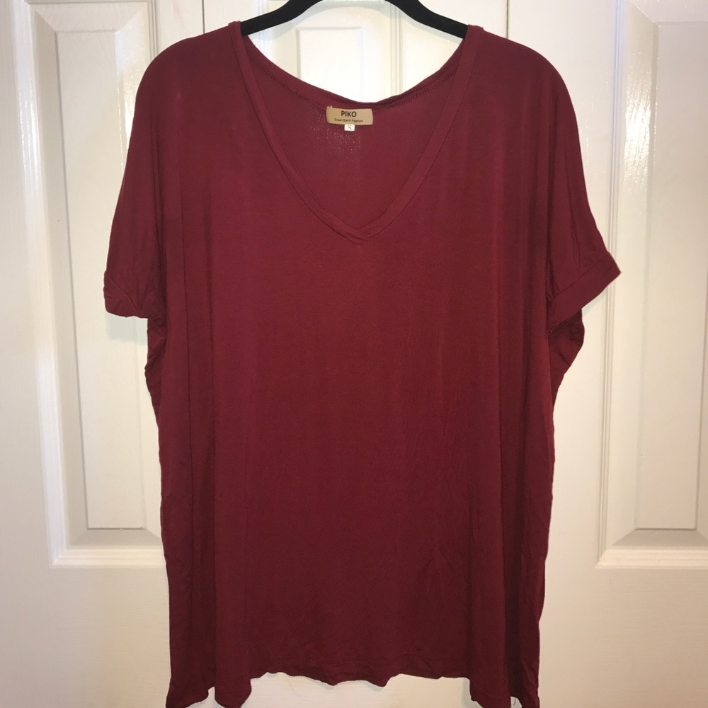 Burgundy Piko v-neck shirt