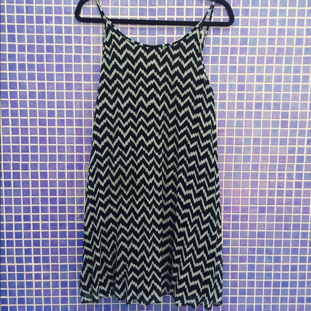 •NWT• BCBGeneration Cheveron Blue Shift Dress