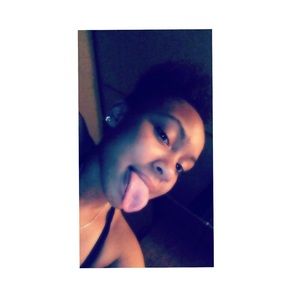 Meet your Posher, Deanna