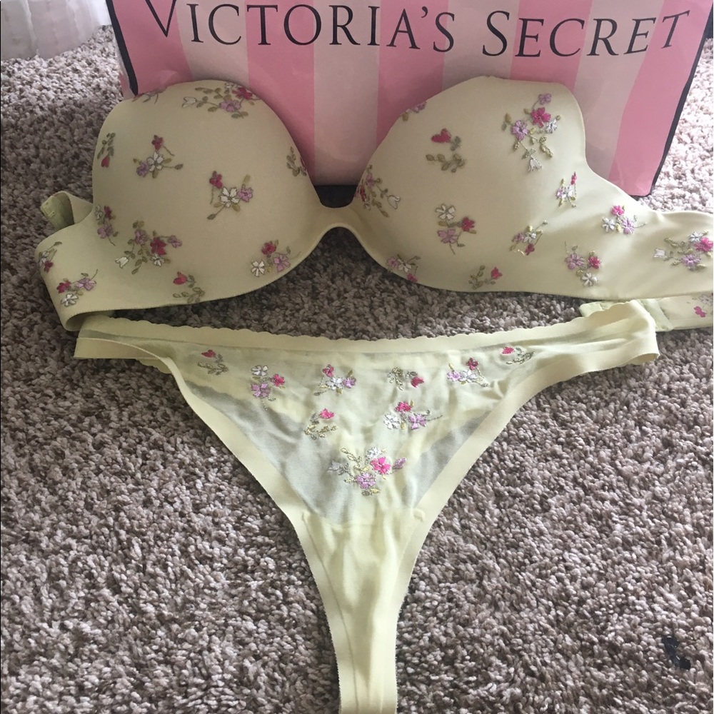 Victoria's Secret floral embroidered bra/panty 36D