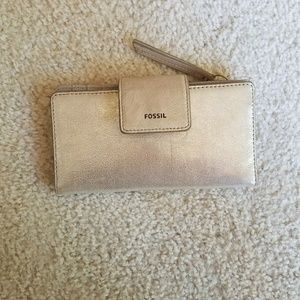  Gold Fossil wallet 