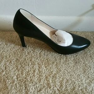 Cole Haan black Fair Haven Pump 85. Size 8 USA
