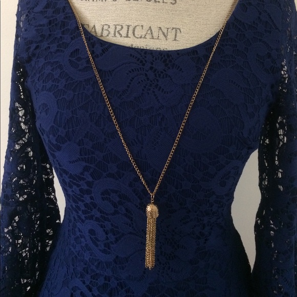 Lace Long Sleeve Dress - Picture 4 of 5