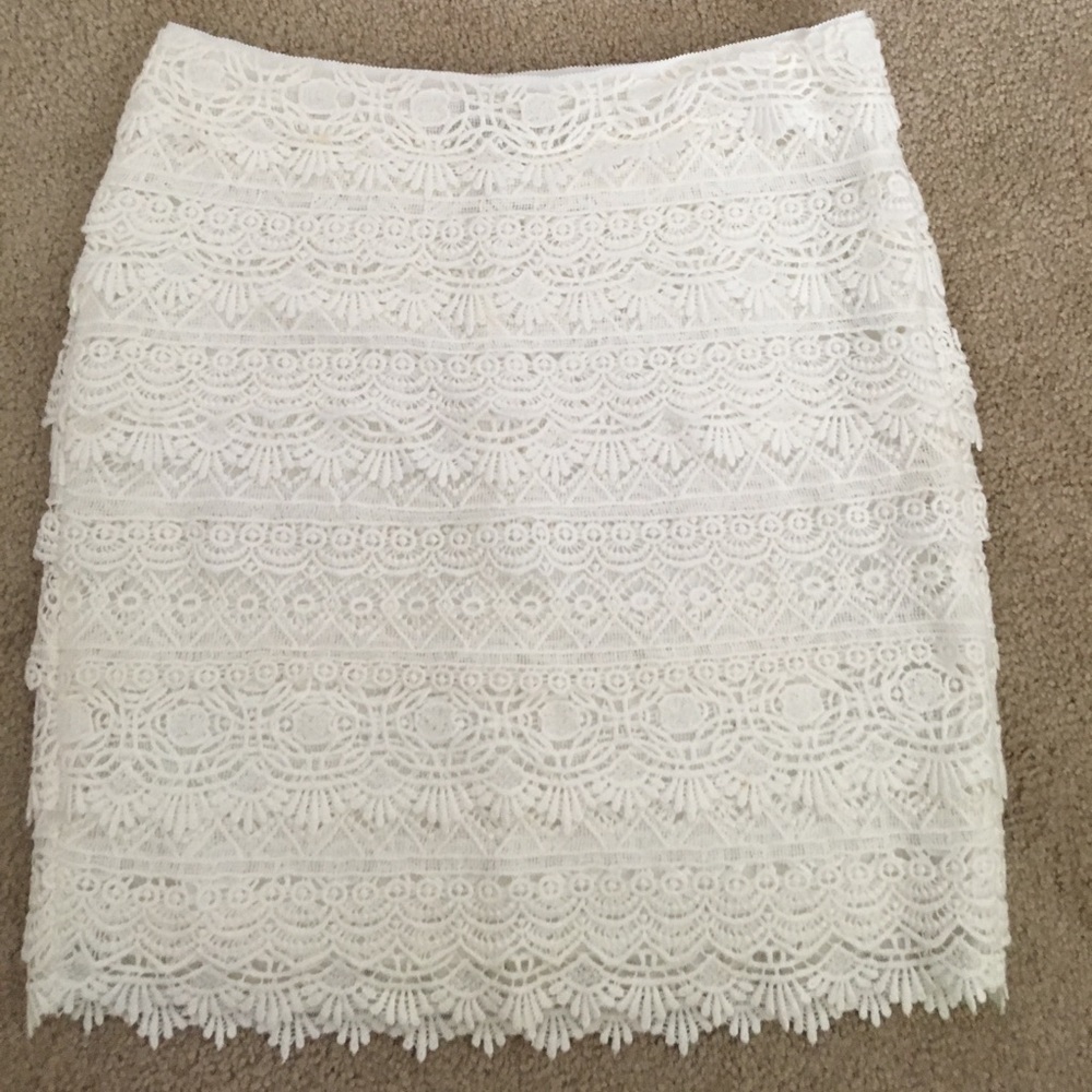 White lace skirt
