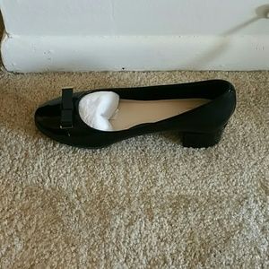 Cole Haan Kelsey Black/black patent Heel Pump Sz 8
