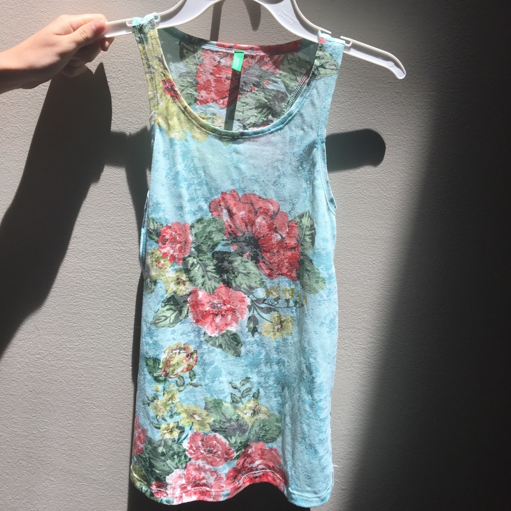 Floral tank by United colors of Benetton