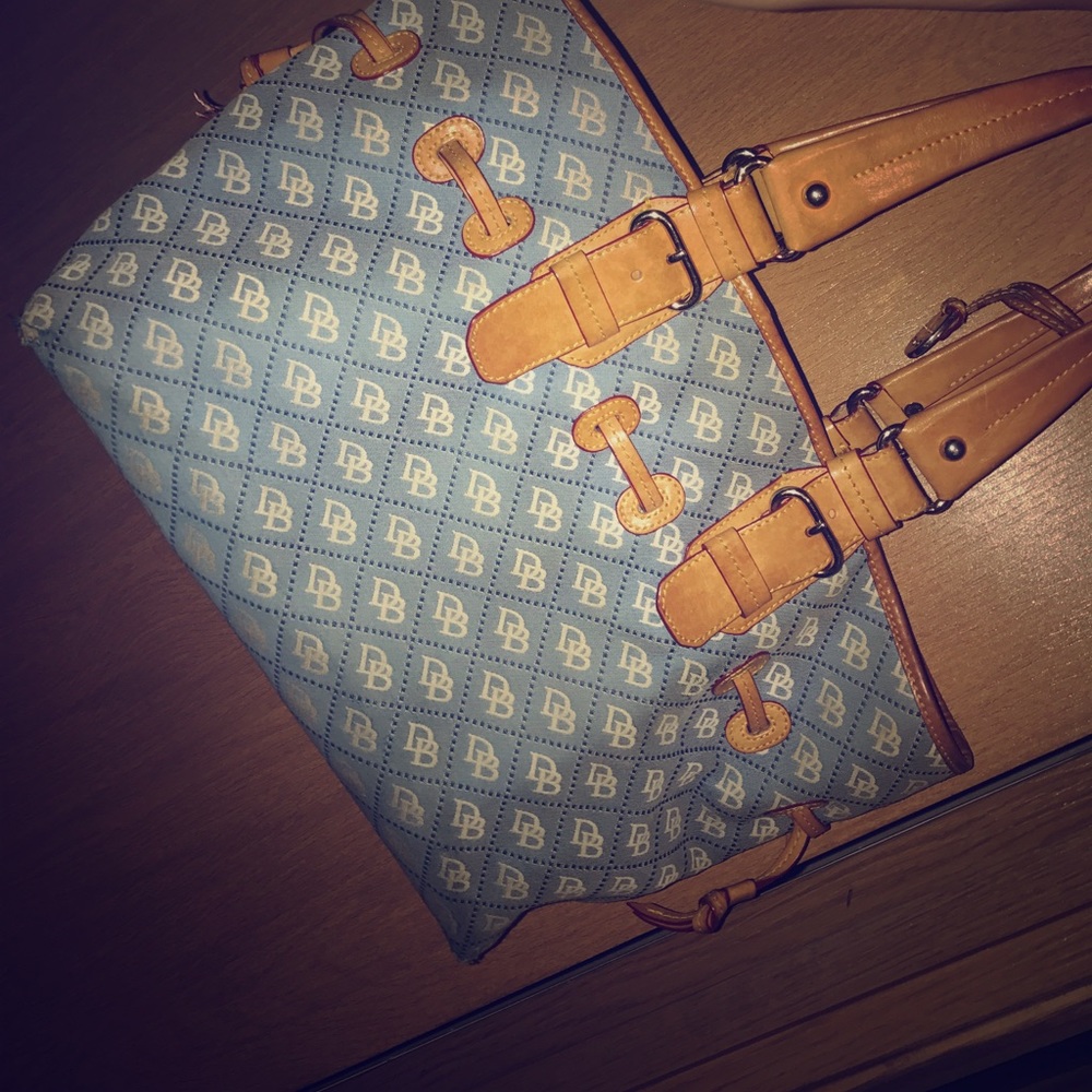 D&B shoulder bag