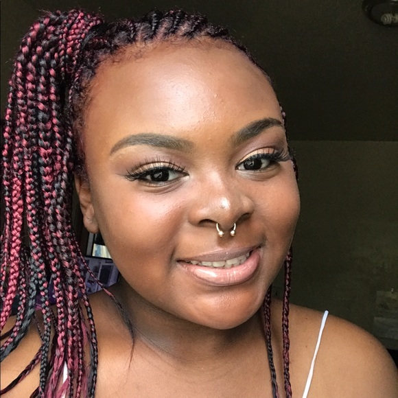 Meet your Posher, Tarnisha - Picture 1 of 1