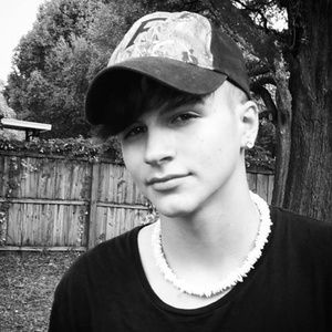 Meet your Posher, Stephen