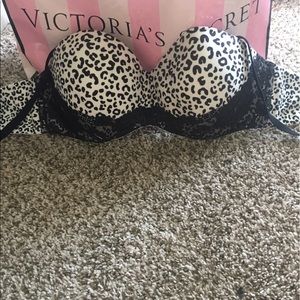 Victoria's secret lined strapless print bra 36D