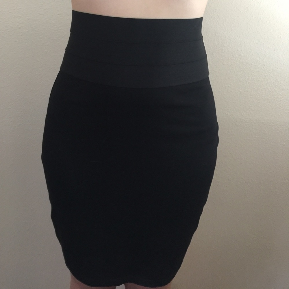 Max Studio High Waist Stretch Pencil Skirt