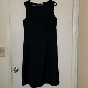 Short sleeve dress