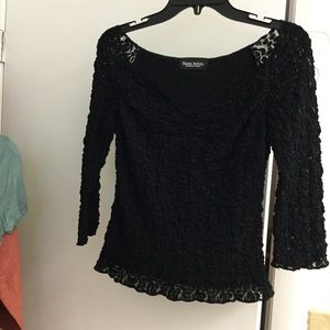 SUSAN ANTHONY TOP WITH LACE FITS S-M