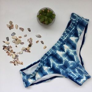 Billabong tie dye cheeky bikini bottoms