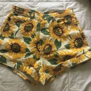 Sunflower print shorts