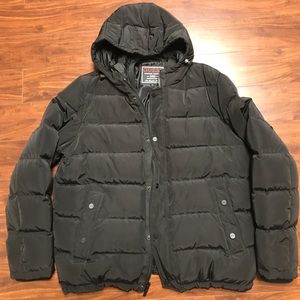 Guess puffy jacket XL