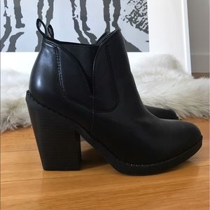 Black Leather Heeled Ankle Boots