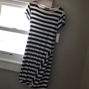 NWT Loveappella dress medium navy/light cream