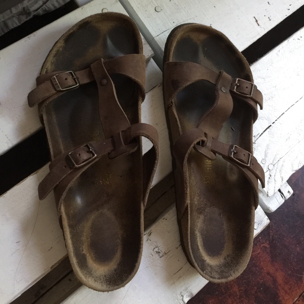 Birkenstock brown leather T-Strap