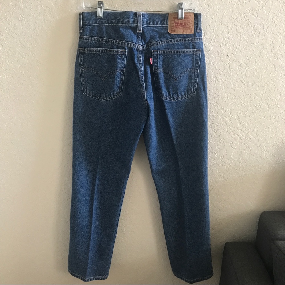 Levi's 550 Mom Jeans - Picture 5 of 7