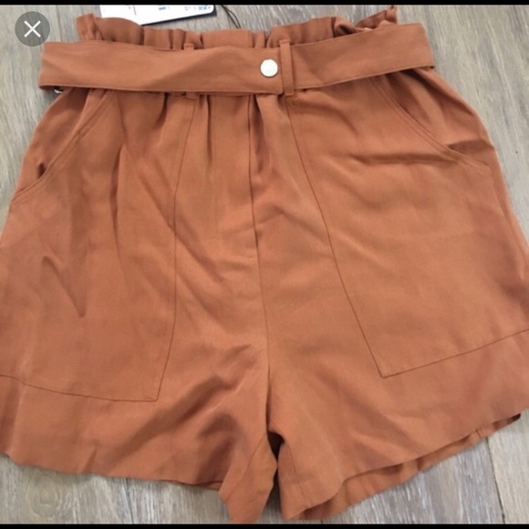 Zara high waisted shorts , worn once - Picture 1 of 2