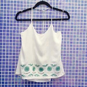 •NWT• White Flowy Tilly's Tank Top w Blue Designs