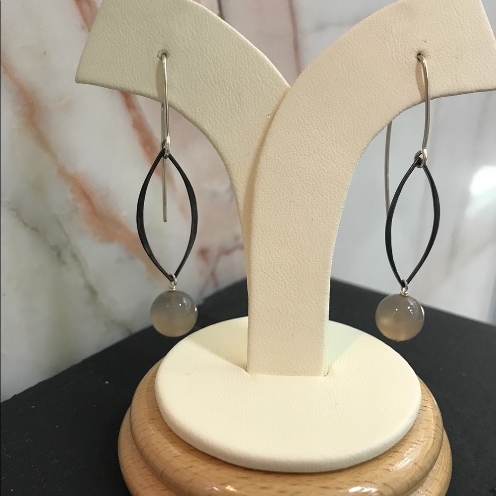 Natural Moonstone Necklace and Earrings Set - Picture 4 of 4