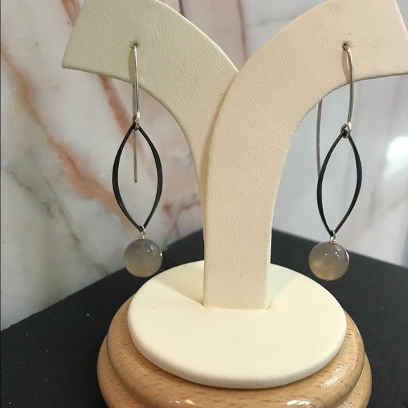 Natural Moonstone Necklace and Earrings Set - Picture 4 of 4