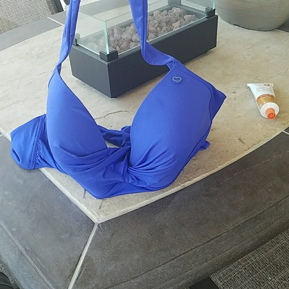 Lepel Lagoon Triangle Halter Bikini Top - Picture 2 of 6