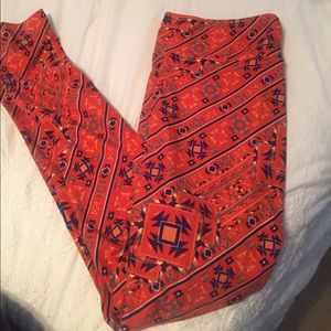 LulaRoe Tall/Curvy leggings
