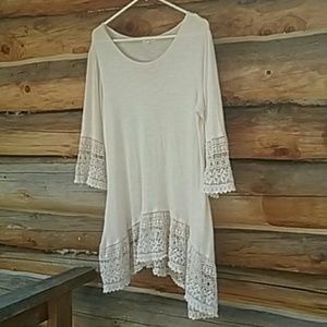 *LAST CHANCE* Cream blouse with lace