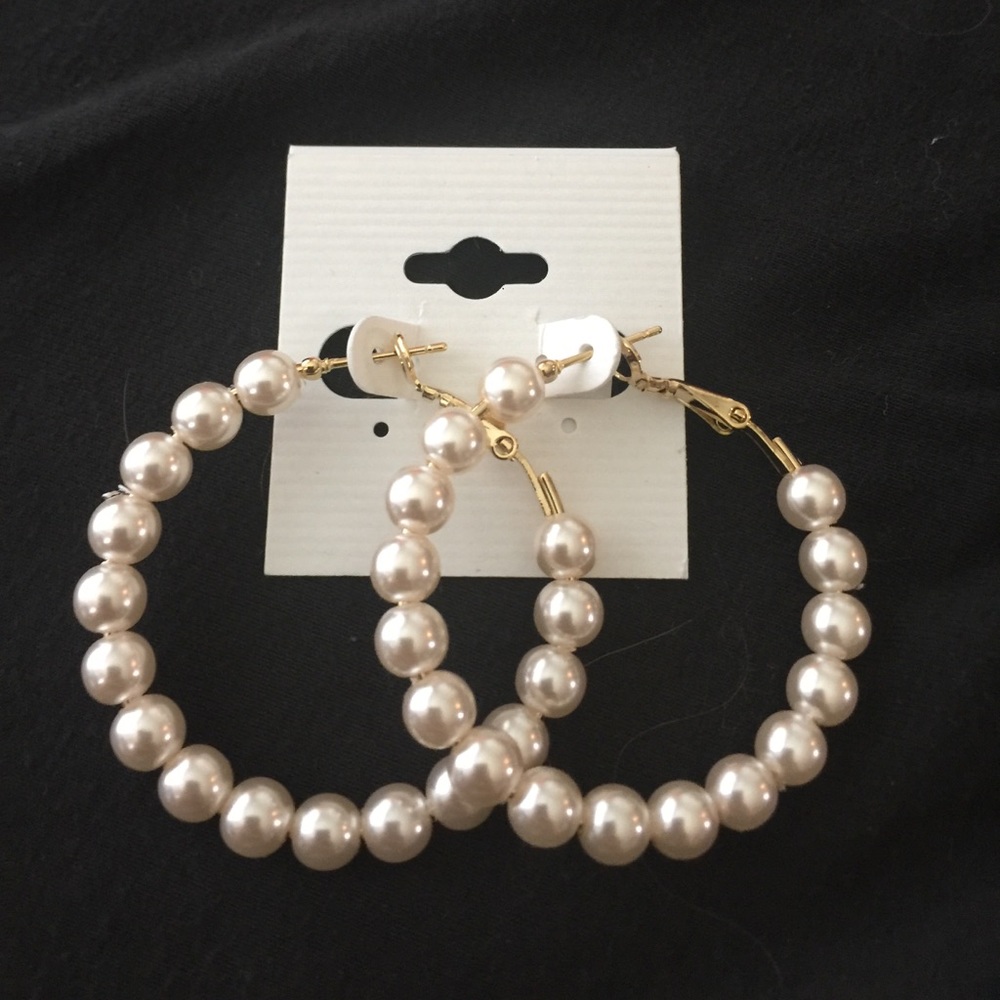 Faux Pearl Hoop Earings