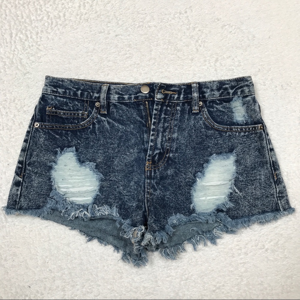 Forever21 Dark wash distressed cut off shorts