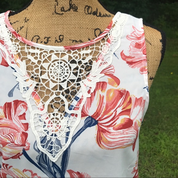 NWOT Lauren Conrad Tank - Picture 3 of 4