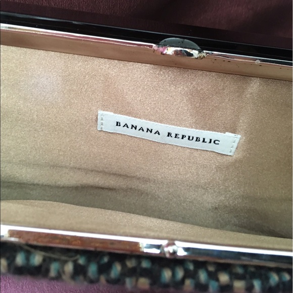 Banana Republic Oversized Clutch - Picture 6 of 6