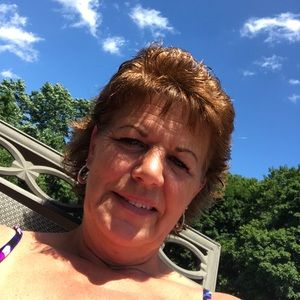 Meet your Posher, Lynne