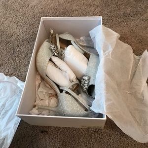 Belle Badgley Mischka