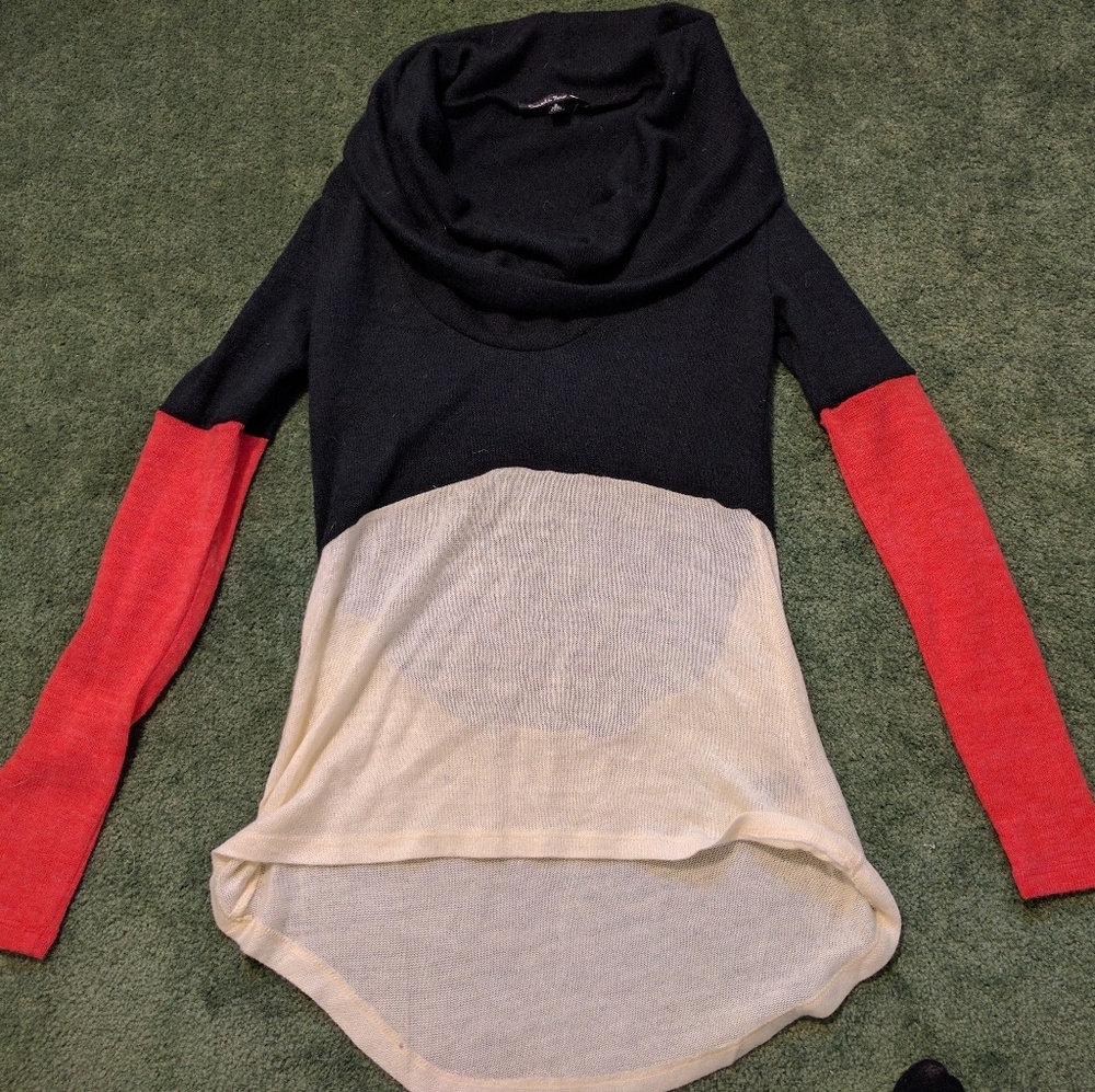 Colorblock hi-low tunic