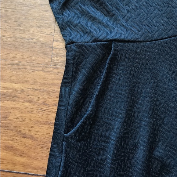 Patterned LBD - Picture 2 of 3